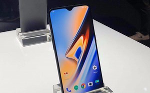 搞机零距离：一加6T现场极速上手 水滴屏+屏下指纹+IMX519？