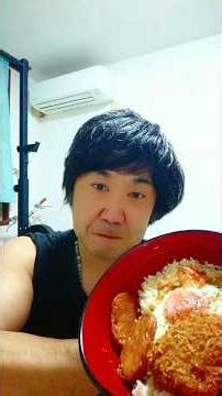 🔘毎日更新 筋肉つくと太らない 肌キレイに若くなり病気予防。 コロッケさつま揚げ目玉焼き丼とキムチ納豆 バナナ牛乳プロテイン