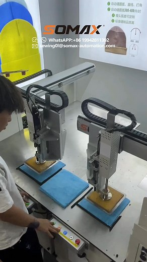 毛巾布、清洁海绵擦、洗碗巾自动拷边，毛巾布、洗碗巾、清洁海绵擦自动包缝，Double-station automatic sewing for cleaning towel fabric,双工位自动缝制清洁毛巾布，洗碗巾自动拷边，Dual-head Intelligent Template Overlock Sewing Machine,#源头实力厂家 #双头智能模板包缝机##Dual-headIntelligentTemplateOverlockSewingMachine#FKD缝得快品牌自动化缝纫设备 #双头智能模板包缝机 #sewingautomationsomax #sewingautomation #somax #sewingproject #template #sewingsolution | Somax Autosewing