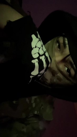 Es gracioso q hace dias les quería agradecer por los 300 sguidores y ahora somo 1200, muchas gracias chic@S #mask #maskmen #maskman #edenmask #eyes #eyes #fypシ #warzone