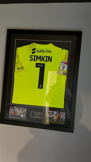Recon Technology on Instagram: "Another professional footballer’s home secured ✔️ @stokecity & @england U21 international goalkeeper @tommysimkin got in touch after moving into a new home that required a complete security solution. Tommy is currently out on loan at @leytonorientfc 😮‍💨 We designed and installed a bespoke security system ticking every box, featuring 6x 8MP G3 ColorVu Turret cameras, including 2 LiveGuard versions with active strobe lighting and audio deterrents. This was paired
