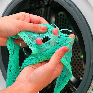 22M views · 52K reactions | Smart laundry tips you didn't know you needed.  | 5-Minute Crafts | Facebook