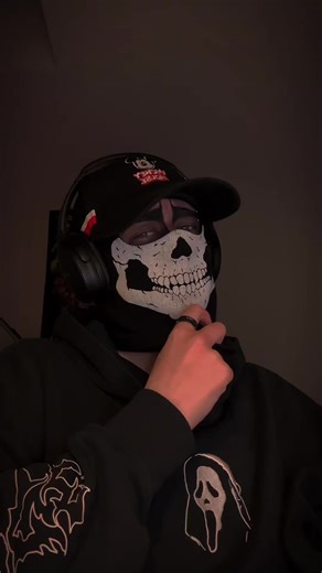 Lovely little feral one since I’ve not posted much lately- don’t ask me how many tries this took 🥲 || #MDNI #masktok #cosplaycommunity #creator #fyp