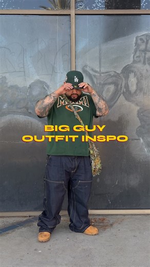 BIG GUY SERG on Instagram: "Outfit breakdown: BXR LA Dodgers fitted hat, Vinatge MU tee, Sample Indigo Carpenter pants, sample 4D camo tote bag, Target goodfellow socks, Timberland 6” boots @bornxraised @depop @teamdepop @timberland Outfit thoughts???"