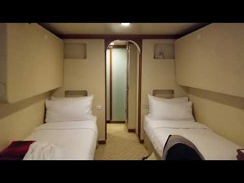 Grand Princess (Dolphin deck)D106/D102 Family Suite