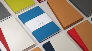 From the colored seam that divides admin from life-min, to the lay-flat design that makes fighting with flappy pages history. Meet the MOO Notebook family – and the team who brought it to life! http://bit.ly/2nsYEBE | moo.com