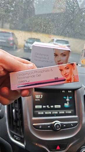 ORGANIC.BIO.BAKU on Instagram: "🔥Eziz meşteriler çox çox gözlediyiniz mehsul nehayet geldi çixdi. Clindamycin Phospate and Nicotinamide Gel. Möcüze bir gel krem! Bildiyiniz kimi bundan evvelki postumda men qeyd elemişdim ki, üzümde çox problem var idi, ağiz ve çene etrafim berbad idi, Bakida ele bir kosmetoloq ve dermatoloq qalmamişdi hamisin qariş qariş gezmişdim, heresi öz metodun yazirdi, biri özü derman hazirlayirdi od qiymetine, diqerleri ancaq firma dermanlari yazirdi, en esasida heç biri