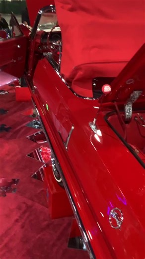 #lowridersupershow #lowrideraddicts #lowriders #impalas #showcars #lowlows #fyp