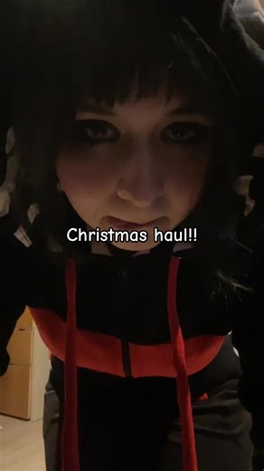 Exciting Christmas Haul: Sewing Machine & Disney Concert