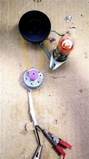 “Watch how to light a DC bulb using an effective method.”