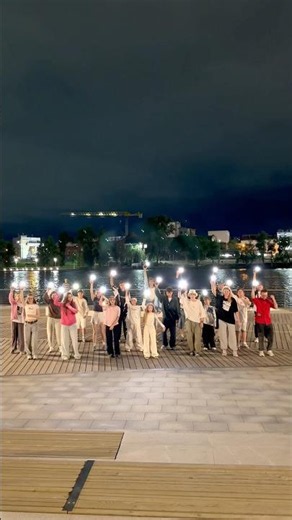 WALKING DANCE 🔥🔥 Shuffle Dancing on the Embankment 😨😍 They Surprised Everyone!!