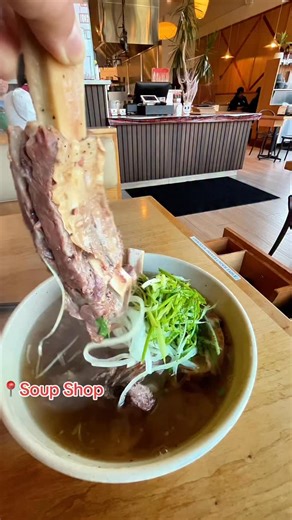 Soup Shop. 11836 Whittier Blvd F, Whittier, CA 90601 #Soup #phosoup #california #hiddengems #viajandoporcalifornia1 #travel #losangeles #adventure #food #foodie | Remy Martyn