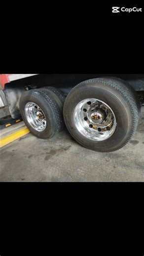 Polishing aluminum #aluminum #polishing #rims #bigrig #buffing #metal #fueltank #shine #dumptruck