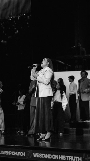 We set our hope on the everlasting God!! What a powerful time in worship with @winter.g.elms yesterday 👏 | Fellowship Creative