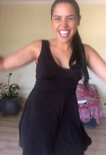 Dançando Lambada - Letícia Silva Oficial