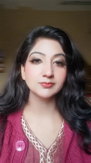 Glam Party Eye Makeup Tutorial | Easy Glitter Party Eyes for Beginners#shortsviral #softglamlook