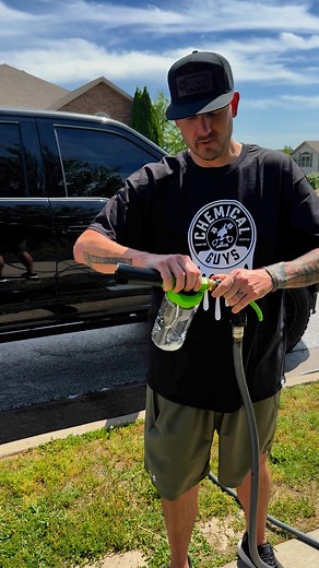 No pressure washer? No problem. Check out the Foam Blaster 6 Pro, which delivers dense foam for a pro-level wash! | Chemical Guys