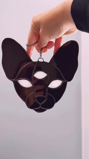 Black Cherry Sphynx 🖤 🍒#blackcherry #meow #sphynx #stainedglass #art