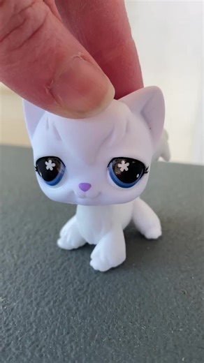LPS Build A Snowman #lps #littlestpetshop #story #lpsroleplay
