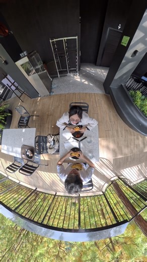 This Valentine’s Day, surprise your loved one with an Insta360 X5 and use it to capture your entire date day. 💝 We had so much fun using the Insta360 X5 together, especially the Bullet Time effect. Filming felt easy and natural for us. 🛒 https://bit.ly/meowx5fb (🎁 Send your Shopee purchase record to our customer service chat to get an extra free gift!) You can also join the Insta360 Valentine’s UGC contest for a chance to win the Antigravity 360 drone for FREE. You can join using any camera, 