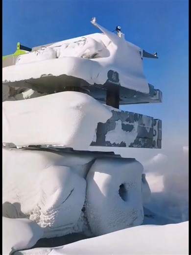 #Crane #HeavyMachinery #HeavyEquipment #CraneAccessories