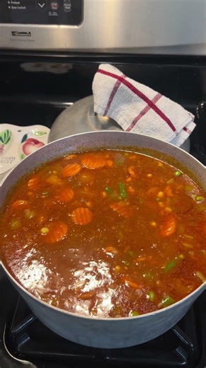 Beef stew in the Wagner Ware on a cold day. #wagnerware #beefstew
