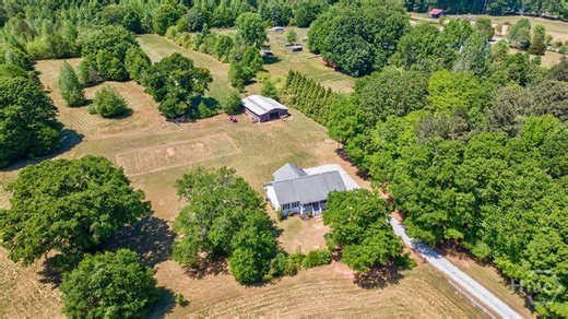 1221 Barber Creek Rd, Statham, GA 30666 - MLS CL354196 - Coldwell Banker