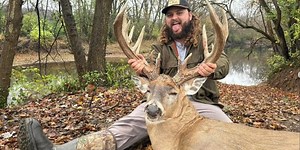 Hunter bags monster 20-point buck that eluded him for years