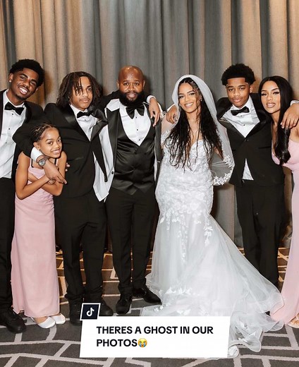 Ghostly Image Discovered in Wedding Photos