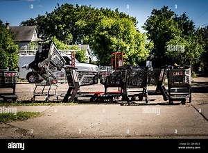 Abandoned cub foods shopping carts after looting in Minneapolis, MN, on May 29, 2020. Protests against police brutality continued across the country this weekend over the death of George Floyd, whose death while in police custody was captured on video. (Photo by munshots/Sipa USA Stock Photo - Alamy