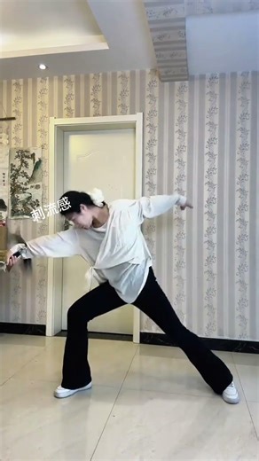 Please receive#Practicing martial arts#Swordsmanship#Basic skills#A set of movements w