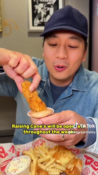 Raising Cane's Opens Late Night in Forest Hills