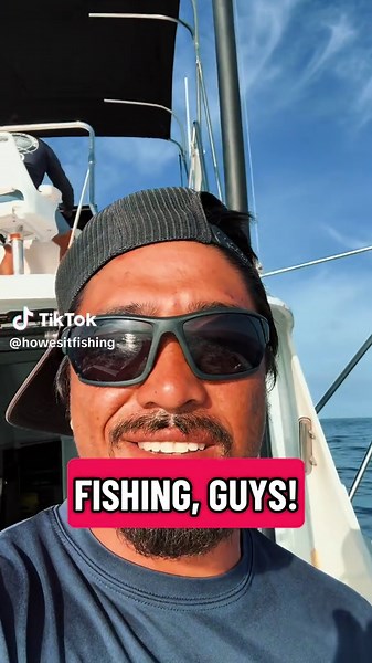 I LIVE TO FISH AND FISH TO LIVE 🎣🎣🎣 #hawaii #fishing #marlin #tuna #mahimahi