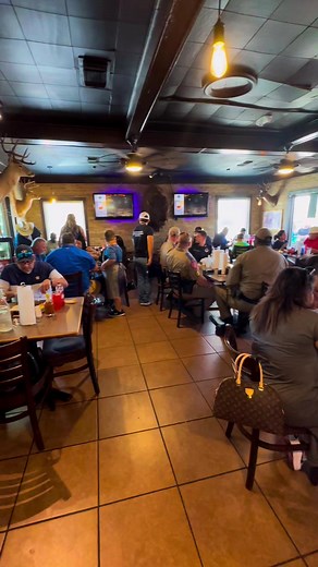 8.1K views · 102 reactions | Let’s goooo ! Lines are moving fast ! Tables are opening up.. indoors and outdoors patio available ❤️ see y’all here ❤️ you know the move | The Wagon Wheel | Facebook