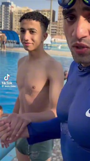 Videos de Elías (@elas8060) con “original sound - songs.singer.08”