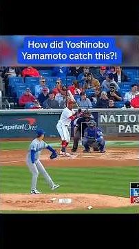 Perfect catch Baseball 🤯⚾ #MLB #baseball #mlbhighlights #BaseballFails
