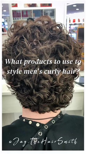 ✅A curl mousse is a great styling product to bring out your natural curls. When applied to wet hair and dried, your hair will have a light hold - just enough to eliminate frizz without the flakiness or stickiness that gels often leaves. Have you tried a curl mousse before ? For any curly styling, click the link in my bio to book an appointment #menscurlyhair #menscurlyhaircut #menshaircut #curlyhairformen #menscurlstyle #menscurls #menscurlycuts #ncmensstylist #nchairstylist #highpointhairstylis
