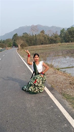 Saree chamakdar ##🤍💚💚 #dance 🤍💚💚 #indiandance 💚🤍 #bhojpuri 💚💚🤍 #bhojpuri🤍💚💚dance 💚💚🤍🤍💚
