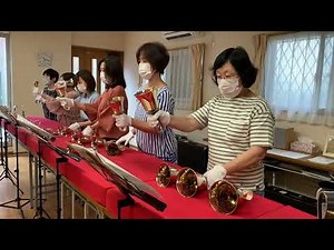 ハンドベルは色々な奏法があります。 岡本和子 作曲／鈴てまり
