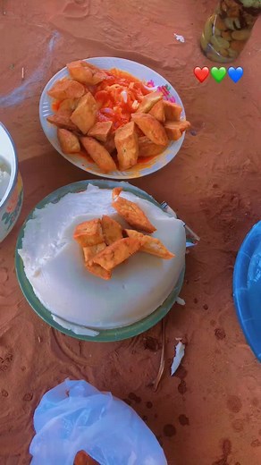 Vidéos de tossou48 (@tossou48) avec Manger, manger - Caillou