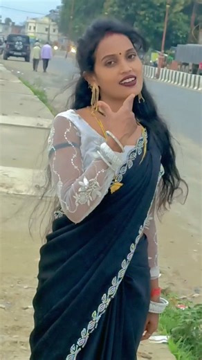 357 reactions · 29 comments | Tu nikla chhupa rustam 殺 . . . . . . . . #viral #video #trendingshort #hindi #songs | Chandni Chaudhary | Facebook