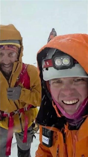 Polish climber dies on Lenin Peak, rescue operations underway ‼️