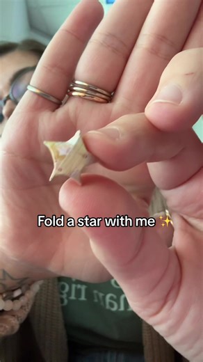 How to Fold a Paper Star: Step-by-Step Guide