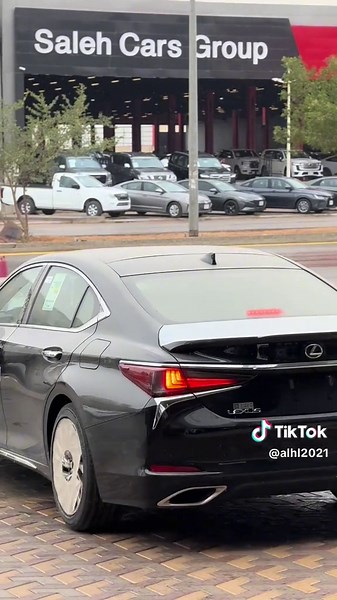 Explore the Luxurious Lexus ES 350 Models