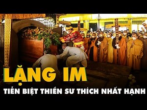 Hue people silently bid farewell to Zen master Thich Nhat Hanh