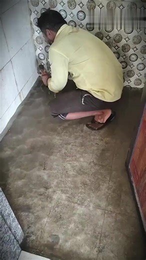 Say goodbye to bad odors & stubborn clogs! 🚫👃 Introducing LemonBlast Yellow Bubble Cleaning Tablets 🍋💥 — the easiest way to keep your drains fresh, clean & flowing smoothly! ✨ SPECIAL OFFER: Pack of 24 24 Tablets for ₹599 ONLY! Just drop → fizz → clean! 😍 ✨ Removes grease, grime & buildup 🛁 Works for kitchen sinks, bathroom drains & garbage disposal 🍋 Eliminates bad odors instantly ♻️ Safe & powerful deep cleaning formula No more calling plumbers or dealing with mess — LemonBlast has your