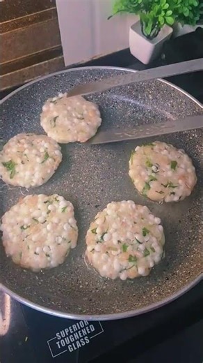 Crispy Sabudana Vada recipe