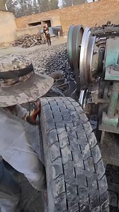 Waste tire cutting machine | Machines Channel