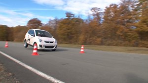 5.5M views · 8K reactions | HAHA, le freinage d'urgence en voiture sans permis c'est une experience à vivre  | DAM Express | Facebook