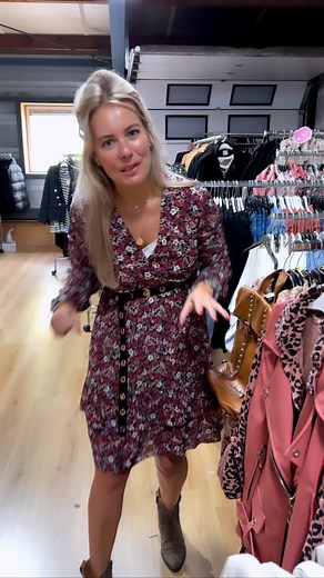 22K views · 38 reactions | 1 september = SWEET SAMPLE SALE朗 We...